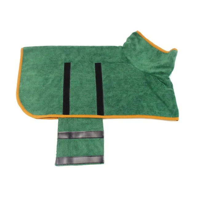 Green dog drying coat with orange trim and adjustable black straps, ideal for pet grooming and quick drying. High-quality microfiber material.